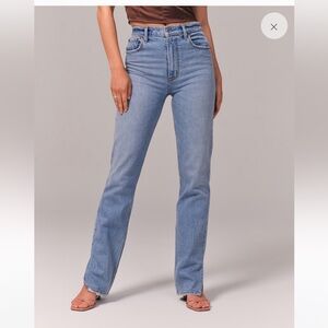 Abercrombie & Fitch 90’s Straight Ultra High Rise